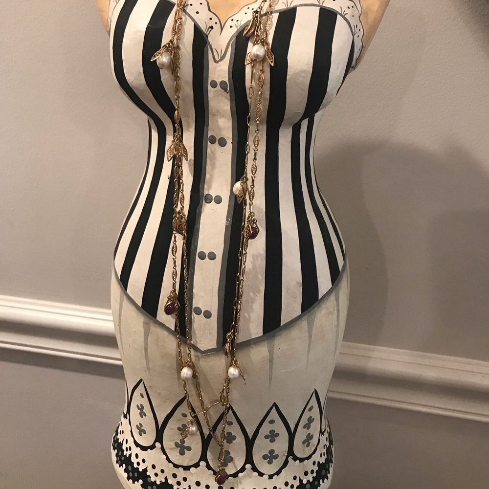 Filigree handmade pearl & red stone necklace